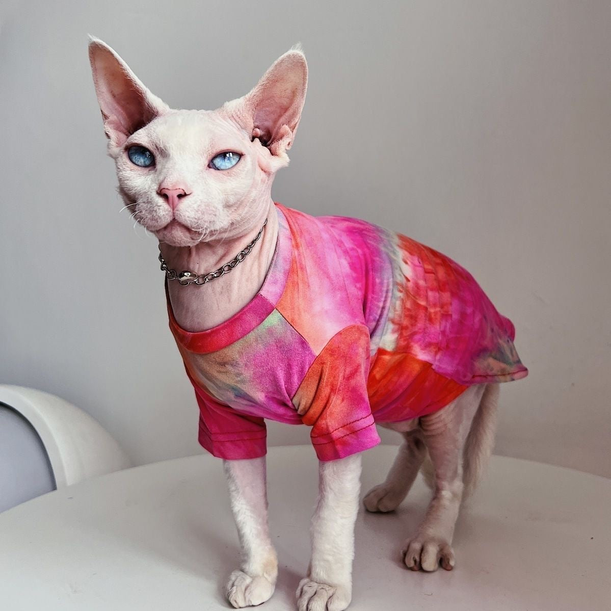 C008-Colorful Tie Dye Shirt for Cats Summer Wear Breathable Cat Apparel Pink & Orange Design