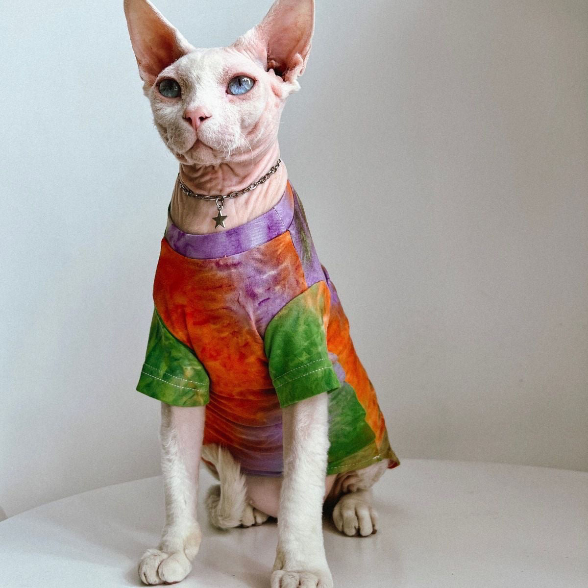 C008-Colorful Tie Dye Shirt for Cats Summer Wear Breathable Cat Apparel Pink & Orange Design