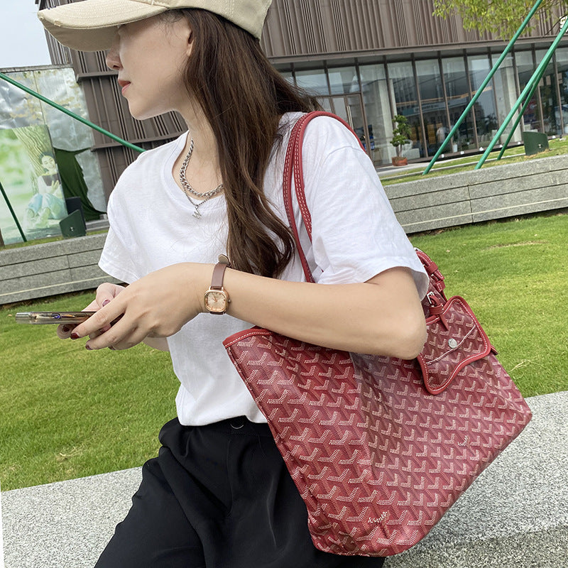 Dog Carrier for Summer Pet Bag Dog Bag Travel Cat Bag Adjustable Breathable Handbag Goyard Small Pet Bag