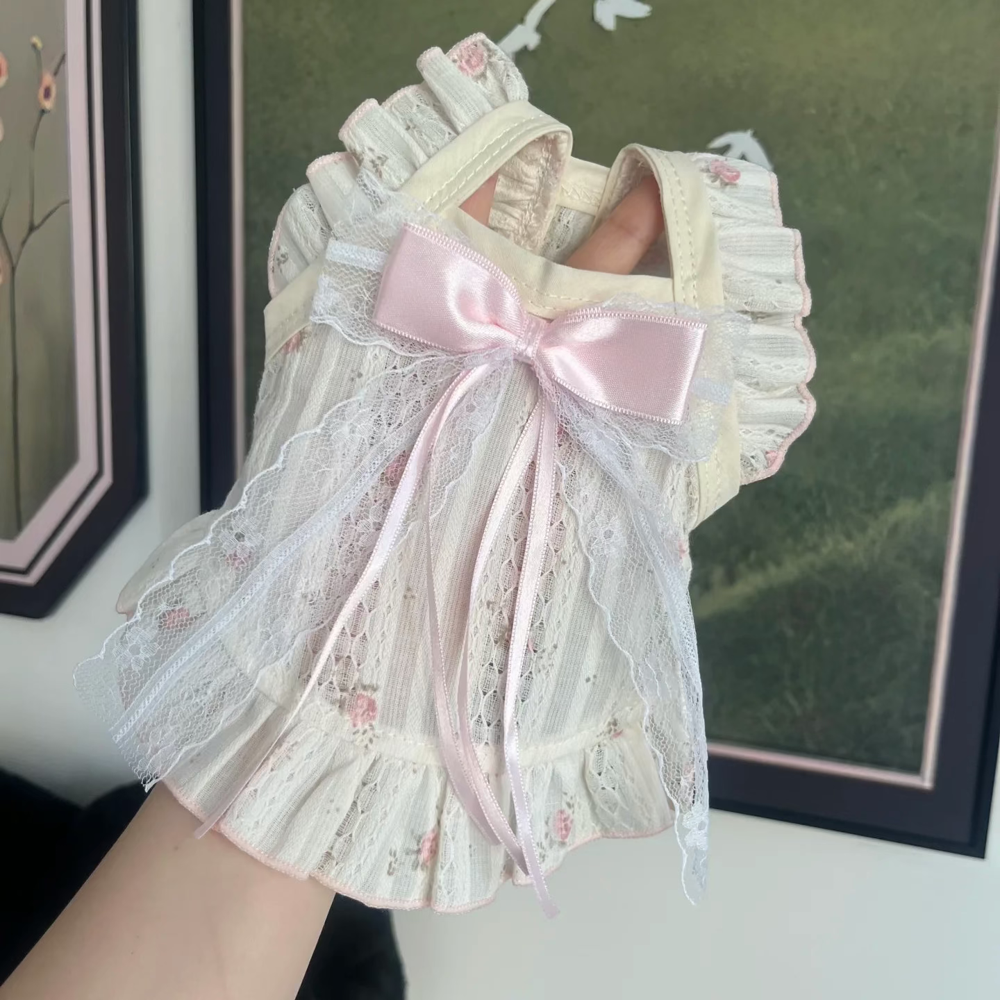 F009-Vintage Lace Floral Dog Dress with Pink Satin Bow Elegant Ruffle Skirt Outfit for Small Pets