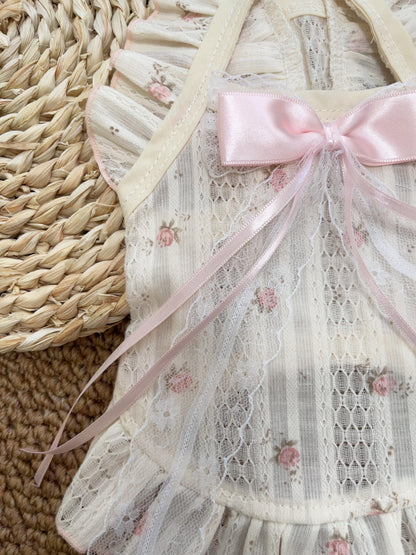 F009-Vintage Lace Floral Dog Dress with Pink Satin Bow Elegant Ruffle Skirt Outfit for Small Pets
